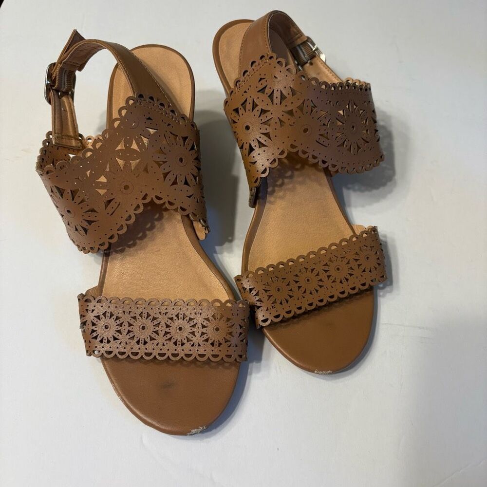 XOXO Women’s Brown Tan Subira Strappy Wedge Sandal Size 7 FLAWS